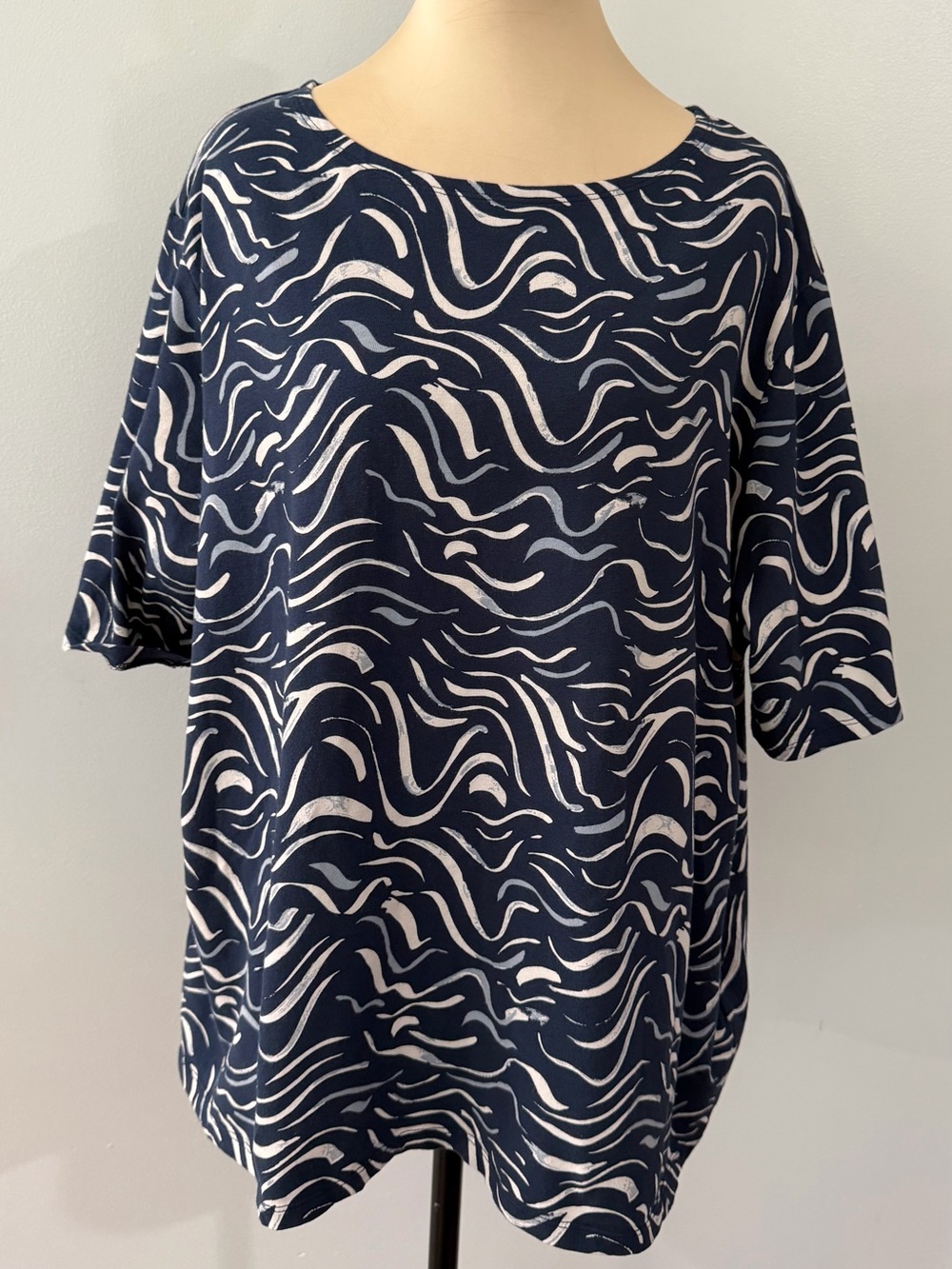 Seasalt Cornwall Navy Blue White Abstract Wave Women's PLUS Cotton Shirt Blouse